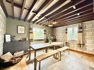 Photo 18- click for photo gallery